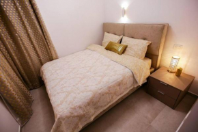 Boutique VIP Apartment with Balcony on the Sea